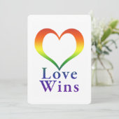 Love Wins Rainbow Heart Kaart (Staand voorkant)