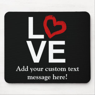 LOVE, zwart en wit met rood kettinghart Muismat