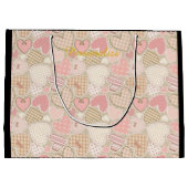 Lovely Patchwork Quilt Pattern Pink Hearts Bows Groot Cadeauzakje (Achterkant)