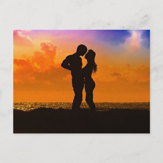 Lovers Kissing op zonsondergang op het strand Briefkaart (Voorkant)