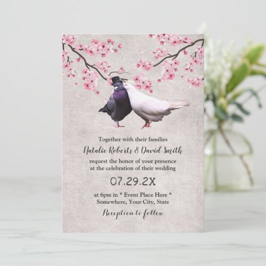 Lovevogels en Cherry Blossom  Floral Wedding Kaart (Staand voorkant)