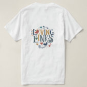 "Loving Links" heeft een charmant t-shirt ontwerp (Design achterkant)