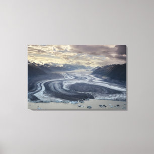 Lowell-gletsjer stroomt in de Alsek-rivier in Canvas Afdruk