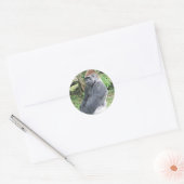 Lowland Gorilla in Sitting Pose Ronde Sticker (Envelop)
