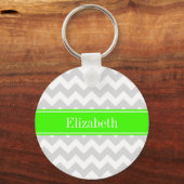 Lt Gray White Chevron Lime Green Name Monogram Sleutelhanger (Voorkant)