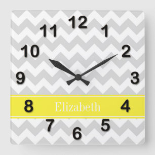 Lt Gray Wht Chevron Yellow Name Monogram Vierkante Klok
