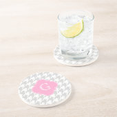 LT Grijs Wit Houndstooth Roze Monogram Label Zandsteen Onderzetter (Zijkant)