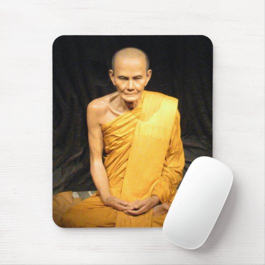 Luang Poo Mun Bhuridatto ... Buddhist Monk Muismat (Met muis)