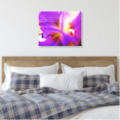 Lucas 12:27 op Paarse Iris Canvas Afdruk (Insitu (Slaapkamer))