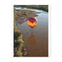 Luchtballon die de Rio Grande-rivier raakt