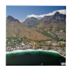 Luchtbeeld van de Atlantische kust die Clifton laa Tegeltje