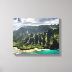 Luchtfotografie van de groene bergen canvas afdruk
