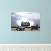 Luchtkussencombinatie voor een landingsvaartuig canvas afdruk (Insitu (Houten vloer))