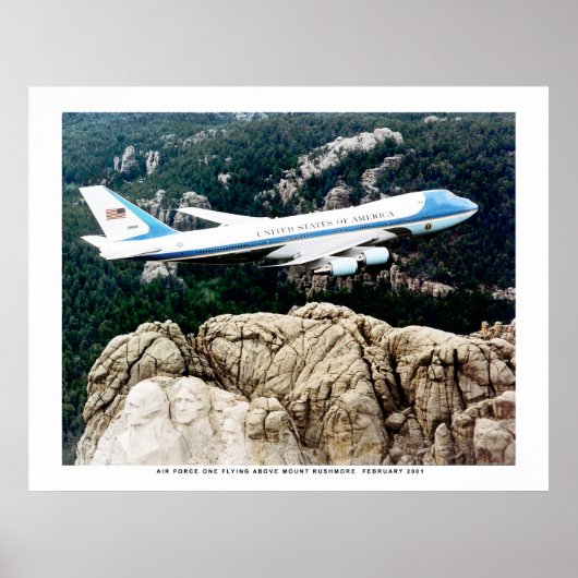 Luchtmacht één vliegende over de berg Rushmore Poster (Voorkant)