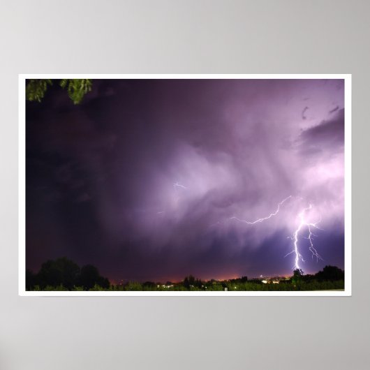 Lucid Lightning Poster (Voorkant)