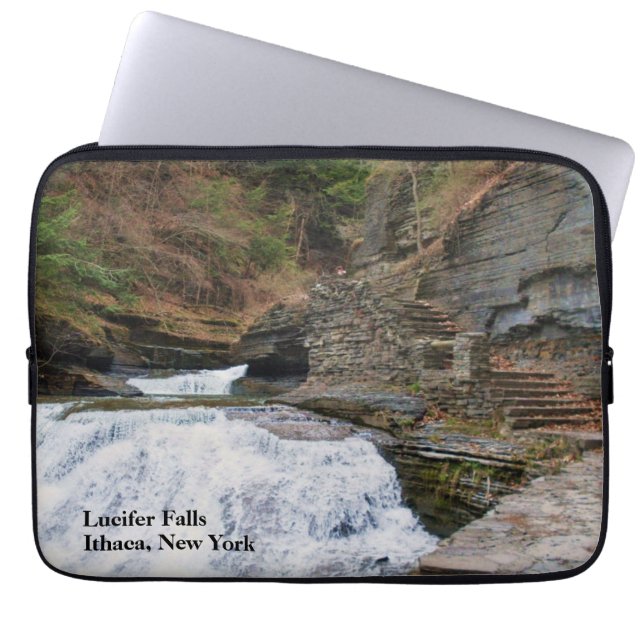LUCIFER HERFST ITHACA NEW YORK LAPTOP SLEEVE (Voorkant)