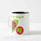 Lucky Bug 4e verjaardag T-shirts en geschenken Tweekleurige Koffiemok (Voorkant links)