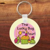 Lucky Bug Cupcake 4e verjaardag T-shirts en gesche Sleutelhanger (Voorkant)