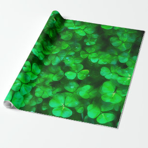 Lucky Celtic Irish Green Shamrocks Cadeaupapier