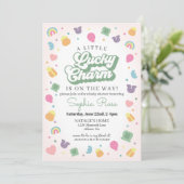 Lucky Charm St Patricks Day Baby shower Uitnodigin Kaart (Staand voorkant)
