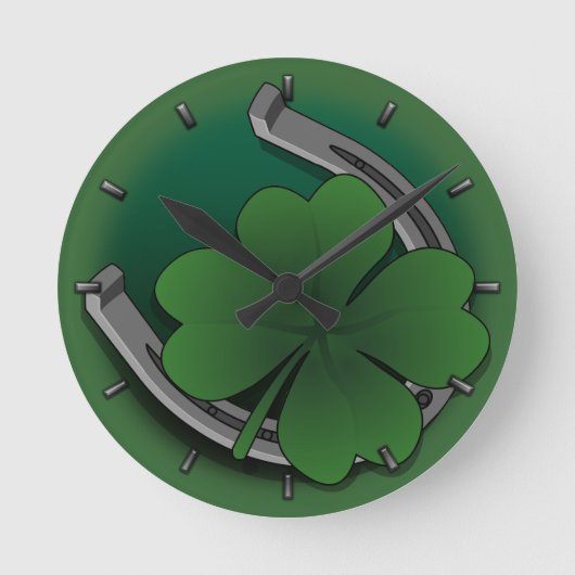 Lucky Clock St. Patrick's Lucky Charm Wall Clock Ronde Klok (Voorkant)