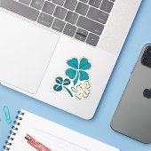 Lucky Clover Shamrock St. Patrick's Day Sticker (Laptop met iPhone)