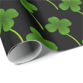 Lucky Four Leaf Clovers op Black Cadeaupapier (Rol Hoek)