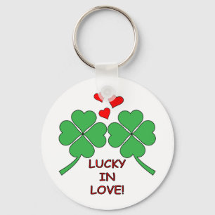 Lucky in Love Hearts Clover Sleutelhanger