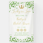 Lucky In Love St. Patrick's Day Vrijgezellenfeest Spandoek (Verticaal)