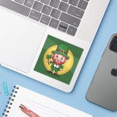 Lucky Leprechaun and Clover Sticker (Laptop met iPhone)