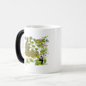 Lucky Leprechaun en Zijn Irish Castle Magische Mok (Voorkant links)