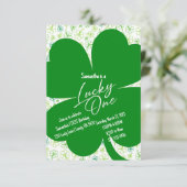 Lucky One Shamrock First Birthday Invitation (Debout devant)