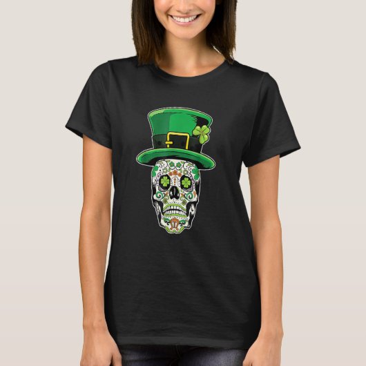 Lucky St. Patrick's day Green Irish Shamrock Skull T-shirt (Voorkant)