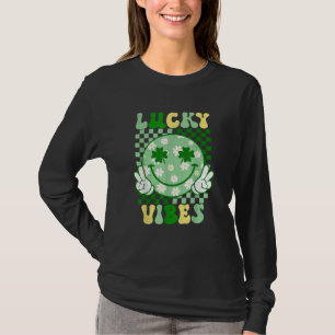 Lucky Vibes Gelukkige St. Patrick's Dag Klaver T-shirt