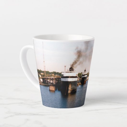 Ludington Ferries latte mug (Angle gauche)