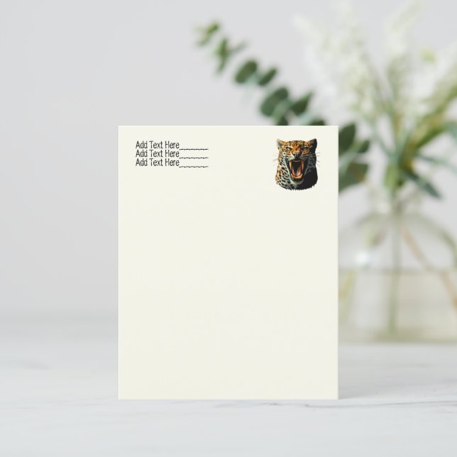 Luipaard brullende aanvalskop (Staand voorkant)