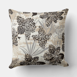 Luipaardprint Bloemenkussen | Neutrale Botanische Kussen