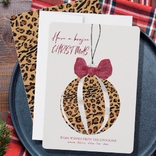 Luipaardprint Kerstbal Burgundy Lint Boujee Kerst Feestdagenkaart