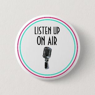Luister naar On Air Ronde Button 5,7 Cm