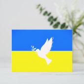 L'Ukraine marque la carte Peace Dove - Liberté Pai (Debout devant)