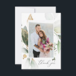 Lumière Eucalyptus Glow & Gold Carte de remercieme<br><div class="desc">Envoyez vos invités (mariage,  anniversaire,  fête),  interviewer,  ou personne grâce à ces cartes de remerciement Light Eucalyptus Glow & Gold Floral. Inclut une option pour un message pré-écrit qui peut être modifié ou supprimé. Comprend des feuilles d'eucalyptus peints à la main.</div>