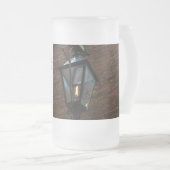 Lumière Sur La Façon De Verre Frosted Bière Mug (Devant droit)