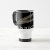 Lumières dans la tasse foncée de voyage (Devant gauche)
