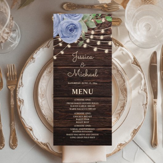 Lumières de chaîne en bois rustique Menu de mariag