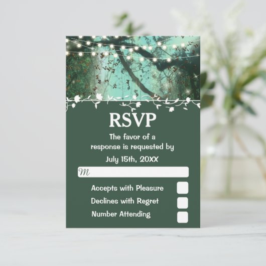 Lumières de forêt enchantées RSVP rustique (Debout devant)