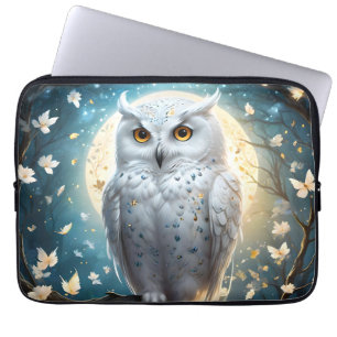 Lunar Vigil: De witte sneeuwuil Laptop Sleeve