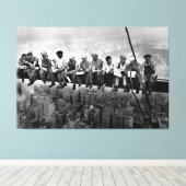 Lunch Atop A Skyscraper 1932 NYC Ironworkers Large Canvas Afdruk (Insitu (Houten vloer))