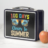 Lunch Box 100 Jours Plus Près De L'École De Vacances D'Été (En situation)