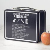 Lunch Box 10 Raisons D'Être Avec Chemise T Mécanique (En situation)