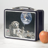 Lunch Box A panda smoking a cigarette on the moon (En situation)